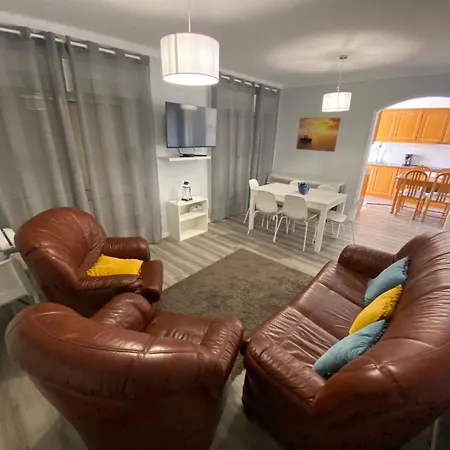 Nazarest Назаре