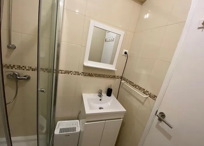 Nazarest Назаре