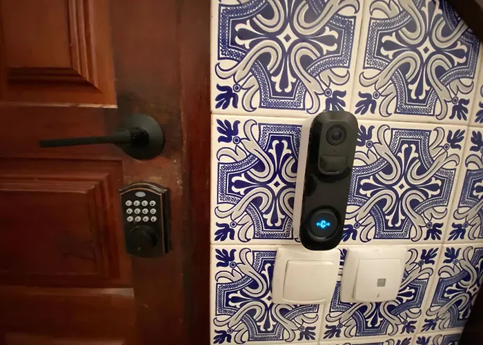 Nazarest Назаре